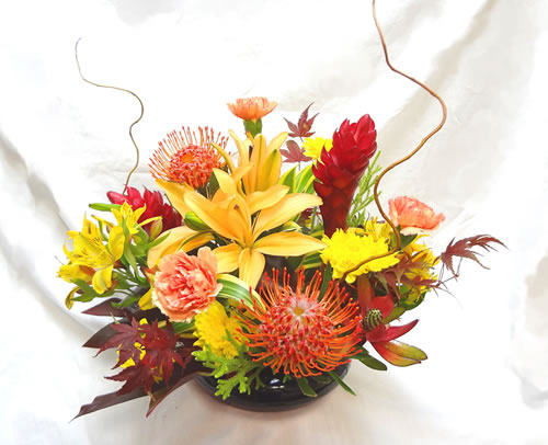 A Special Touch, Lahaina Florist: arrangements